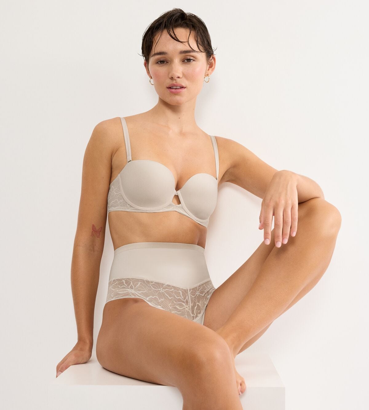 Strapless Bra For Large Breasts